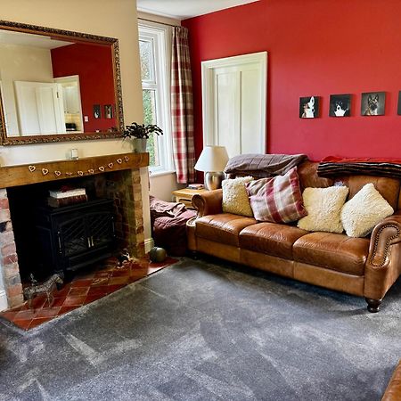 Luxury Isla Cottages, Bourne! Dog-Friendly, Countryside Views, Garden, Parking, 5Mins Pubs - Family Holiday Luaran gambar