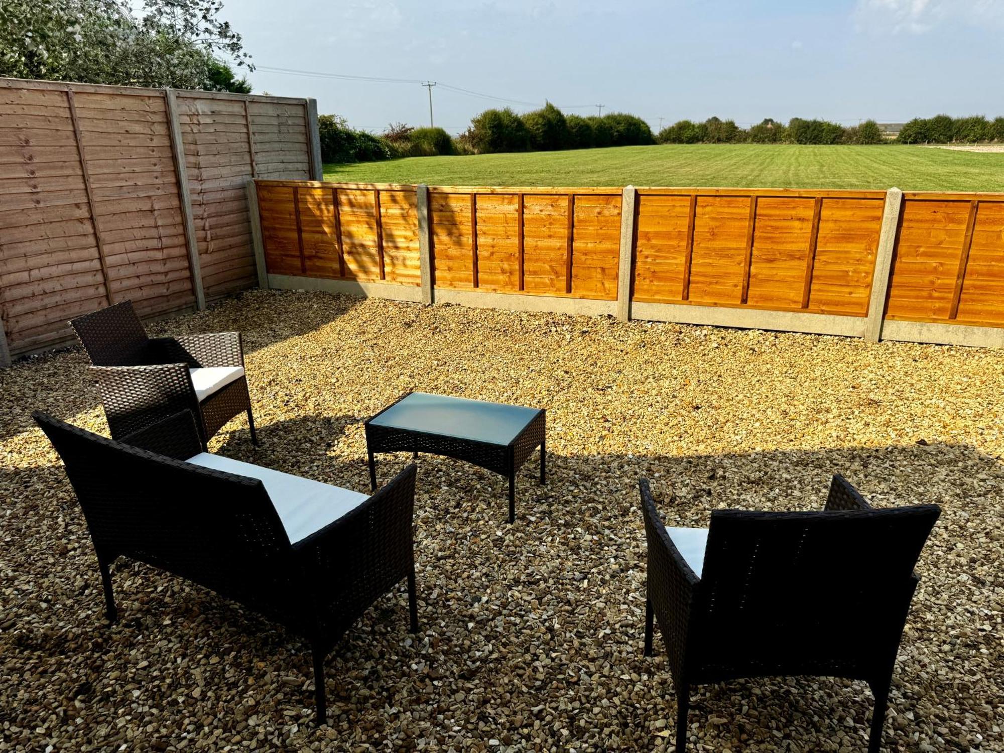 Luxury Isla Cottages, Bourne! Dog-Friendly, Countryside Views, Garden, Parking, 5Mins Pubs - Family Holiday Luaran gambar