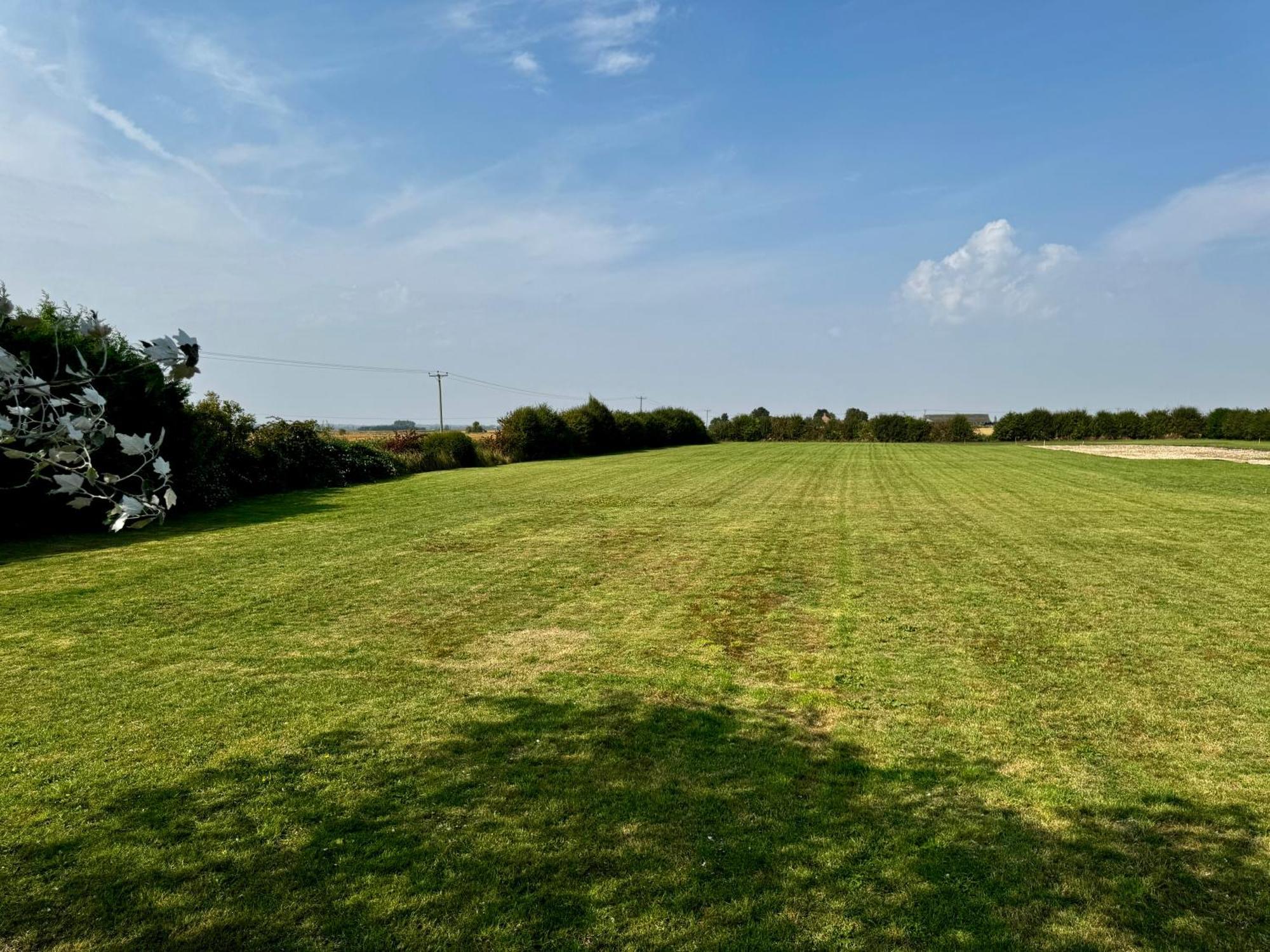 Luxury Isla Cottages, Bourne! Dog-Friendly, Countryside Views, Garden, Parking, 5Mins Pubs - Family Holiday Luaran gambar